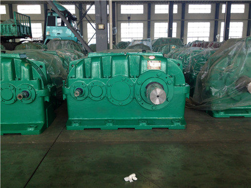 蝸輪蝸桿減速機(jī)的潤滑周期一般是多久？